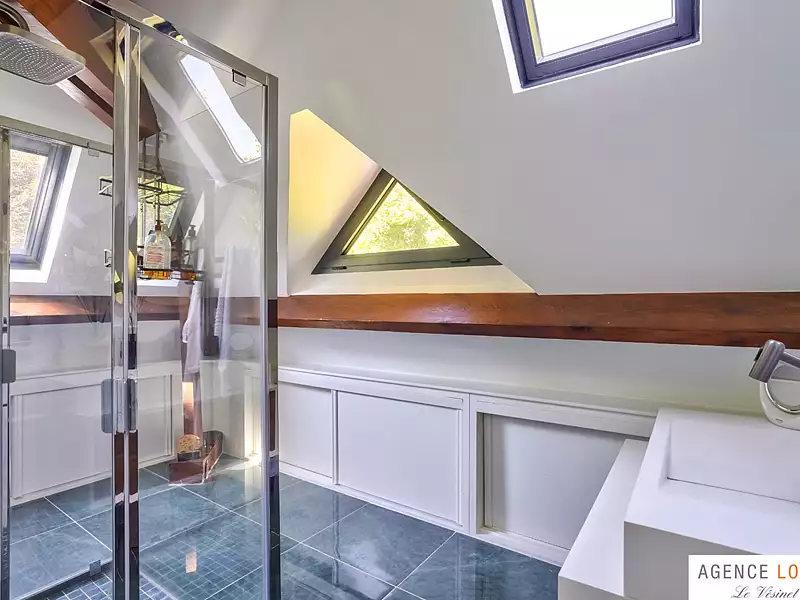 Maison, 300 m²