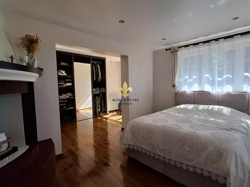 Maison, 195 m²
