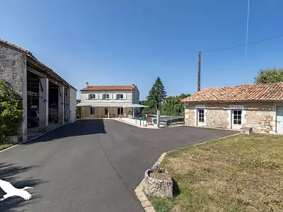 Maison, 165 m²