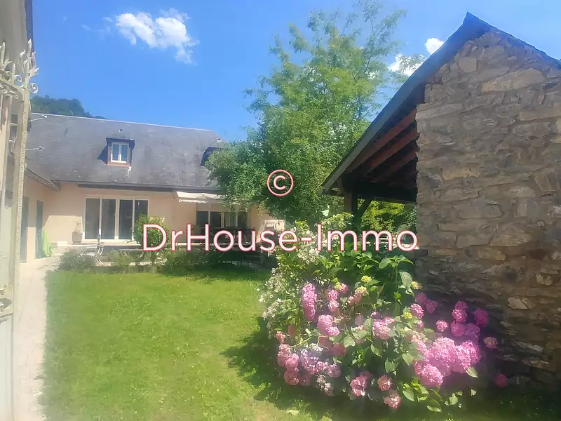 Maison, 350 m²
