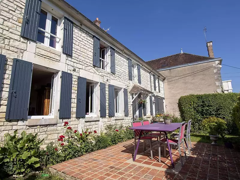 Maison, 235 m²