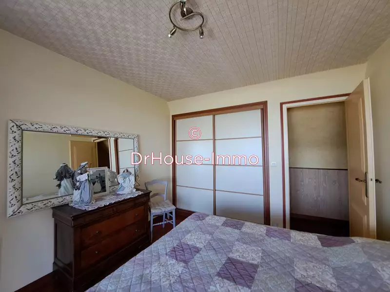 Maison, 184 m²