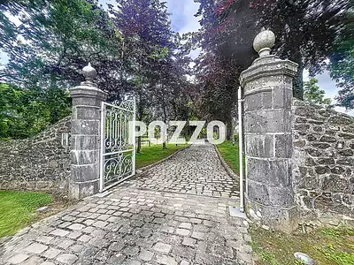 Maison, 330 m²