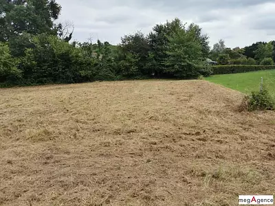 Terrain, 2 388 m²
