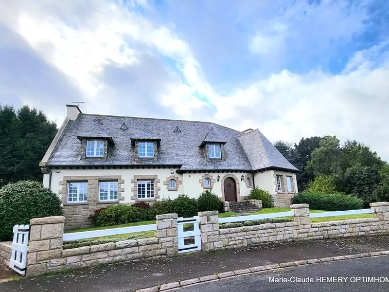 Maison, 267 m²