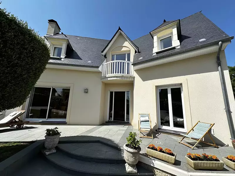 Maison, 200 m²