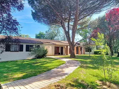 Maison, 250 m²