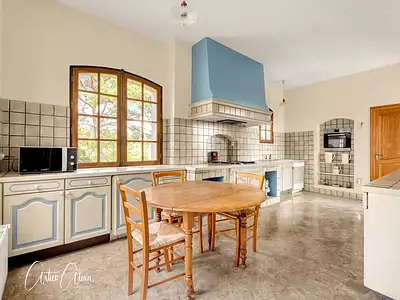 Maison, 326 m²