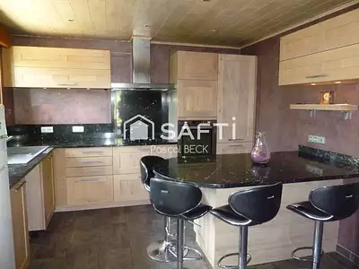 Maison, 140 m²