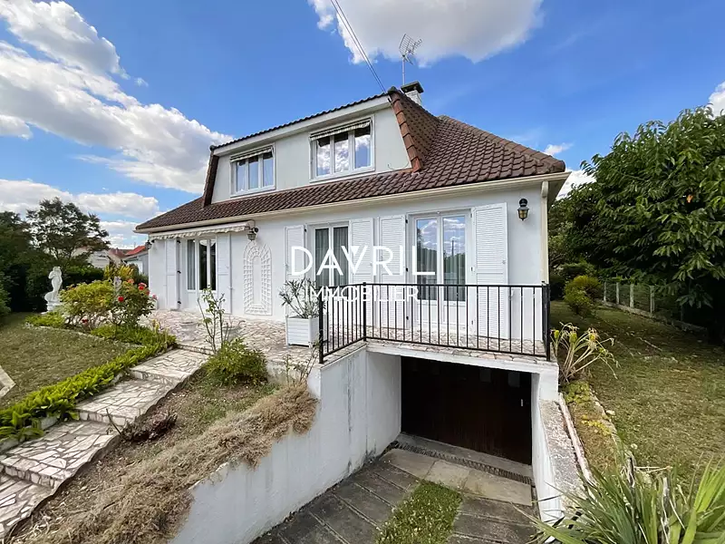Maison, 145 m²
