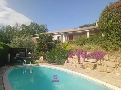 Maison, 165 m²
