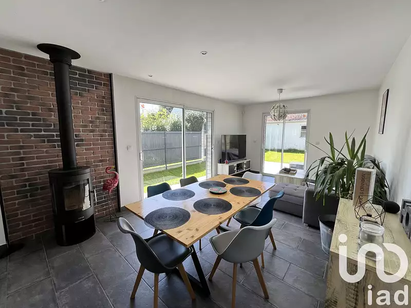 Maison, 99 m²