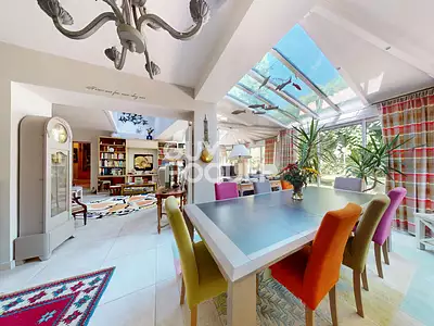 Maison, 313 m²
