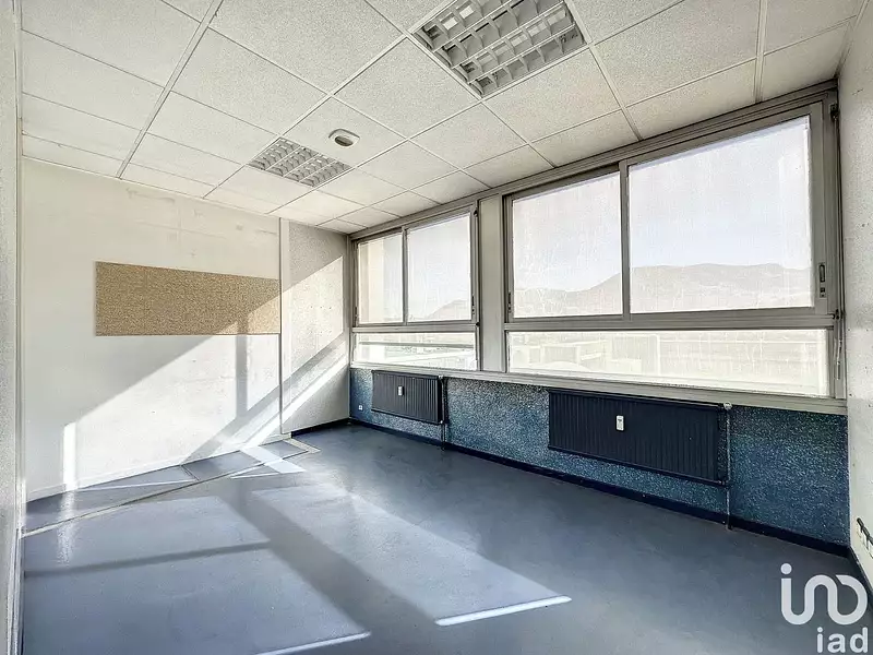 Divers, 321 m²