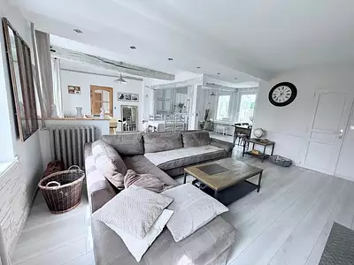 Maison, 210 m²