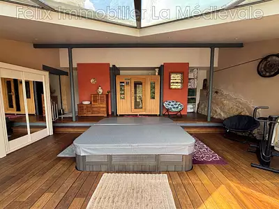 Maison, 380 m²