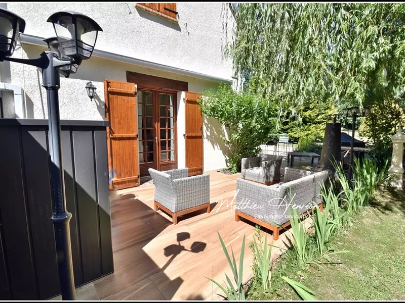 Maison, 185 m²