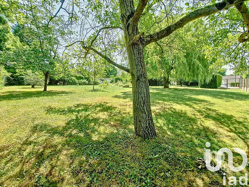 Terrain, 1 033 m²