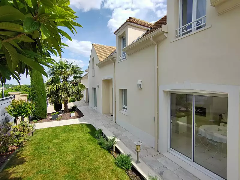 Maison, 159 m²