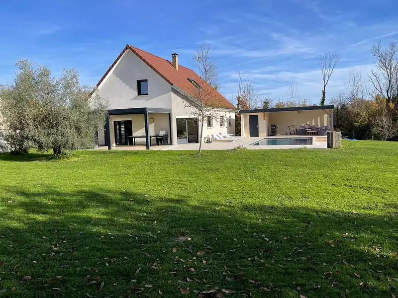 Maison, 170 m²