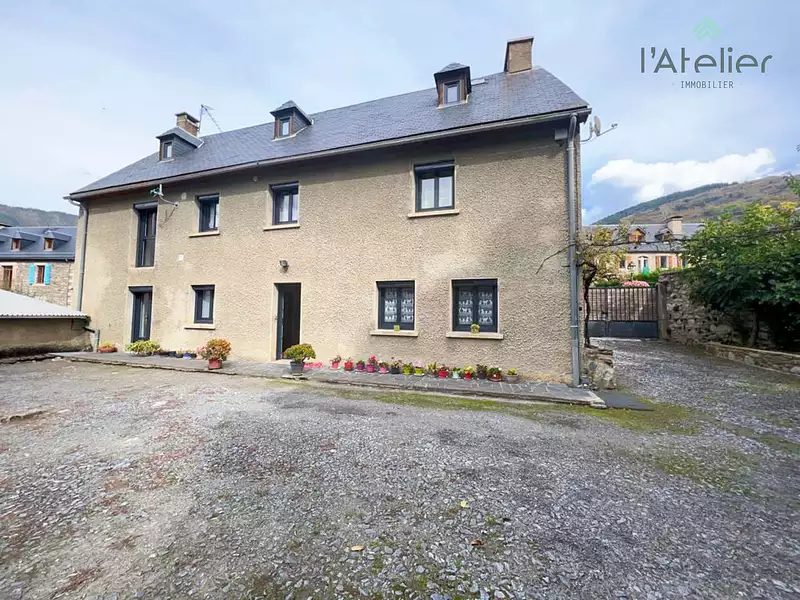 Maison, 165 m²
