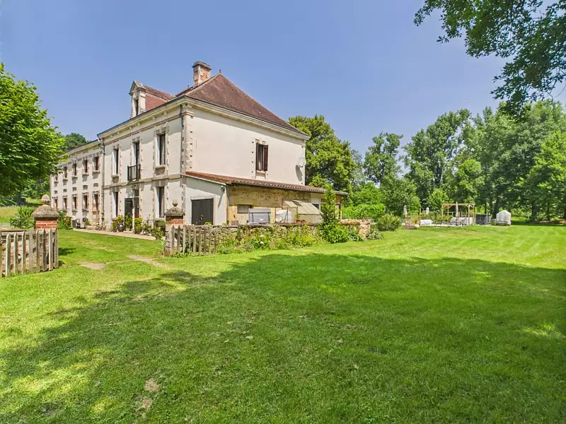 Maison, 356 m²