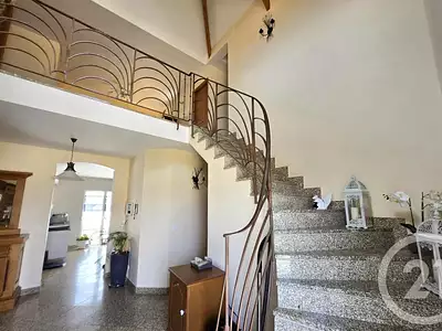 Maison, 208 m²
