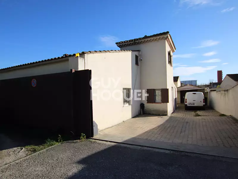 Maison, 196 m²