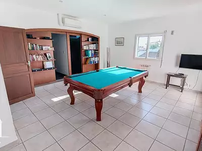 Maison, 257 m²