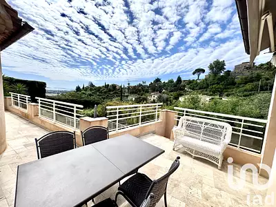 Maison, 221 m²