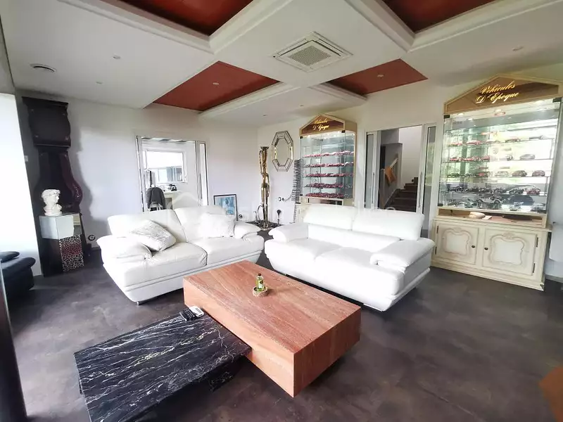 Maison, 200 m²
