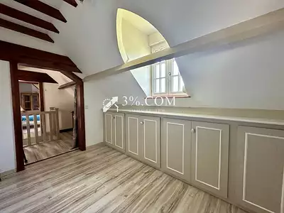 Maison, 169 m²
