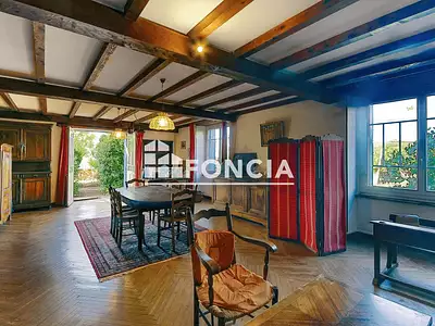 Maison, 250 m²