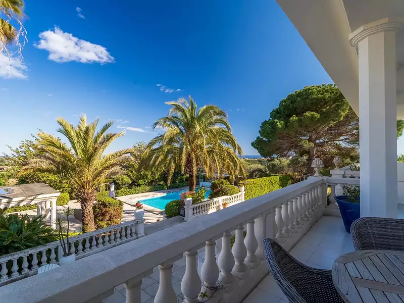 Maison, 338 m²