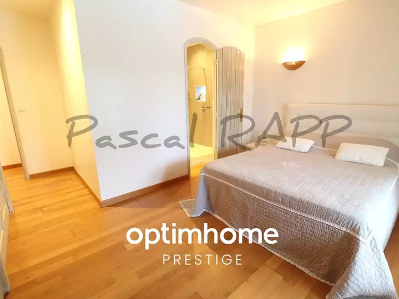 Maison, 218 m²