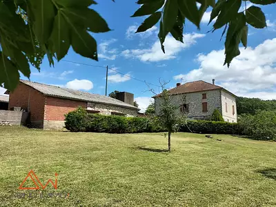 Maison, 225 m²