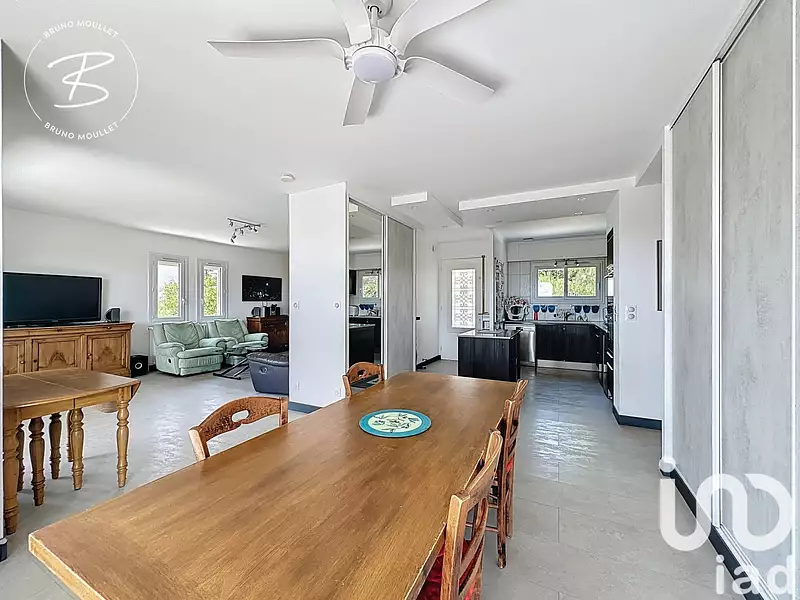 Maison, 180 m²