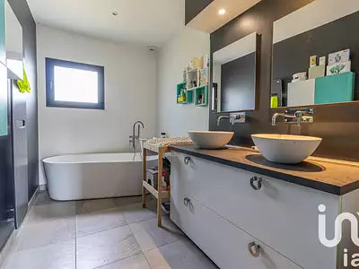 Maison, 140 m²