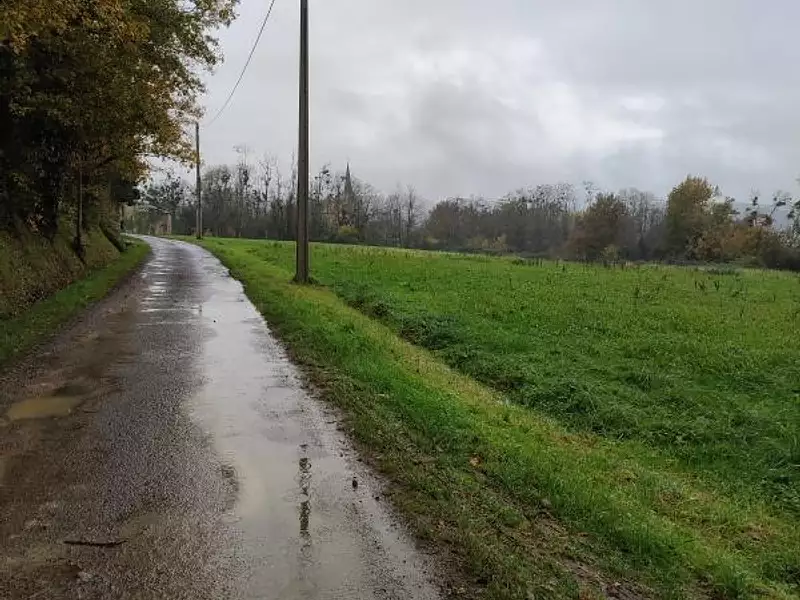 Terrain, 1 427 m²