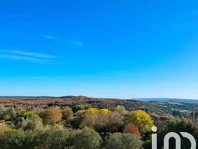 Maison, 240 m²