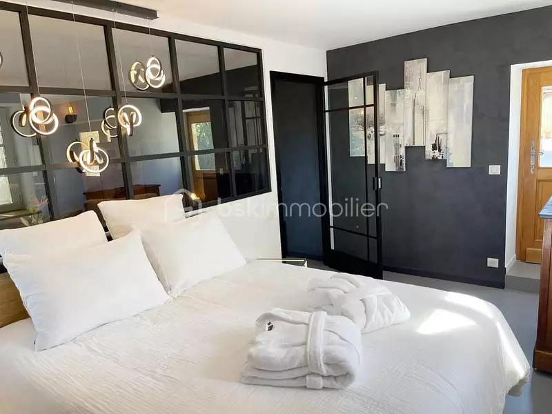 Maison, 361 m²