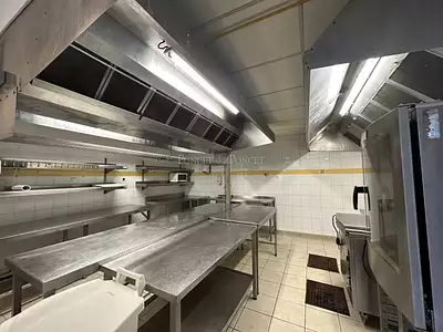Maison, 3 500 m²