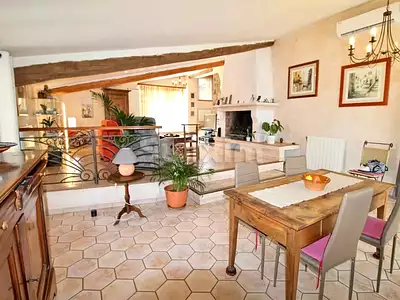 Maison, 354 m²