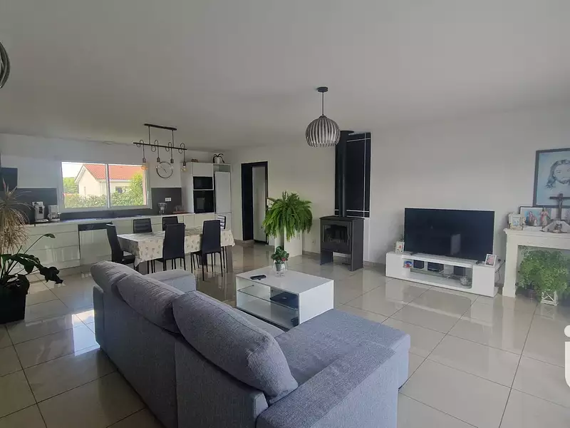 Maison, 140 m²