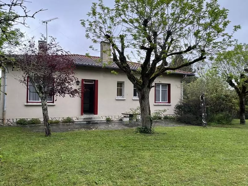 Maison, 93 m²