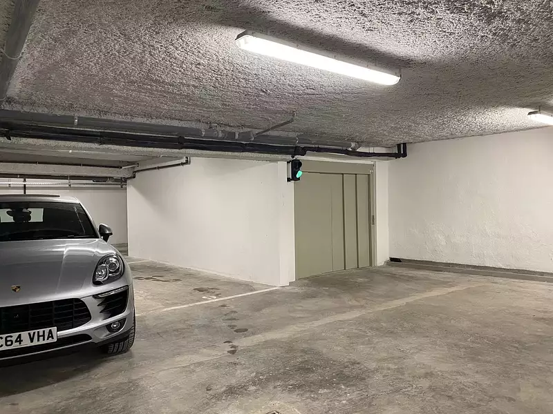 Parking, 11 m²