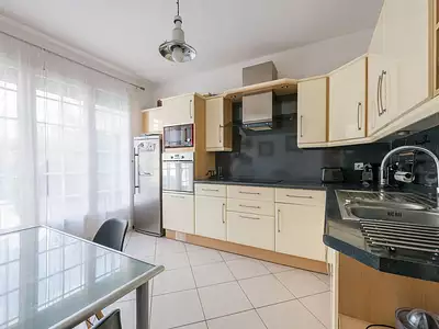 Maison, 170 m²