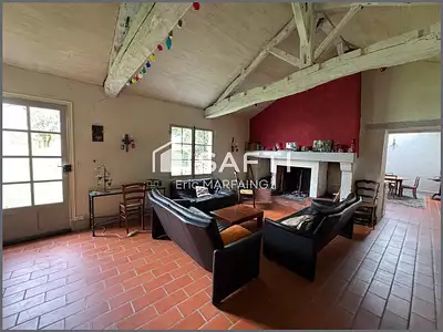 Maison, 284 m²
