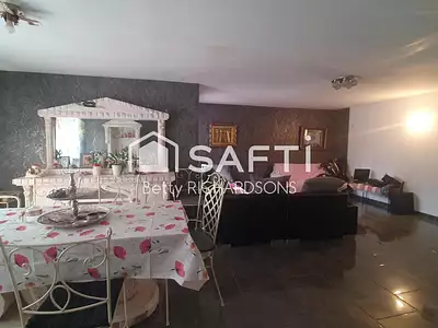 Maison, 200 m²