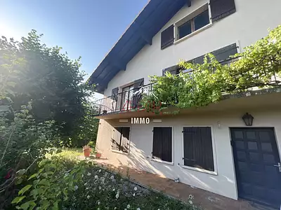 Maison, 284 m²